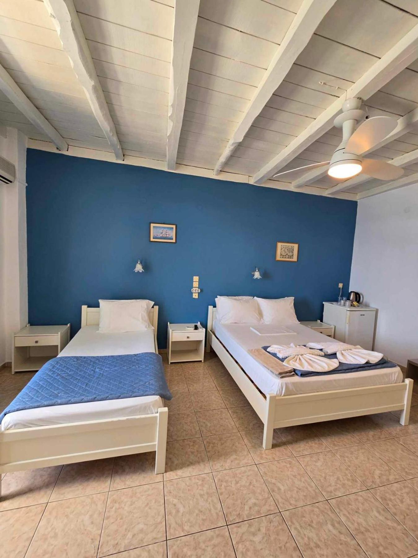 Faros Rooms Loutro Exterior photo