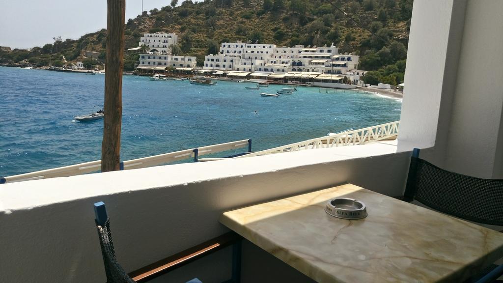 Faros Rooms Loutro Exterior photo