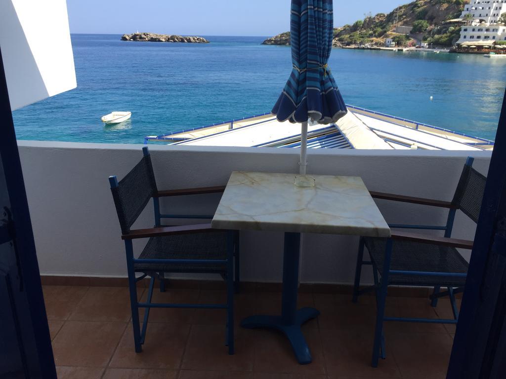 Faros Rooms Loutro Exterior photo